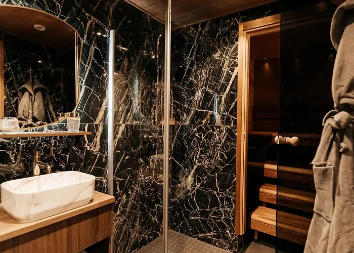 Aito Igloo & Rovaniemi