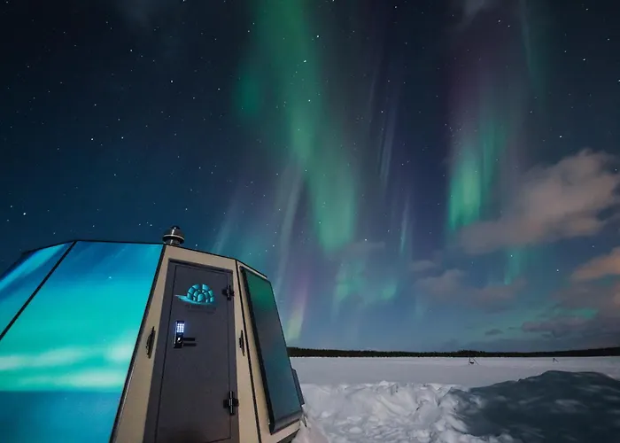 Aito Igloo & فندق