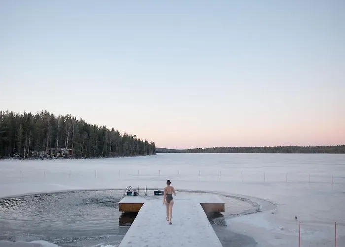 Aito Igloo & فندق