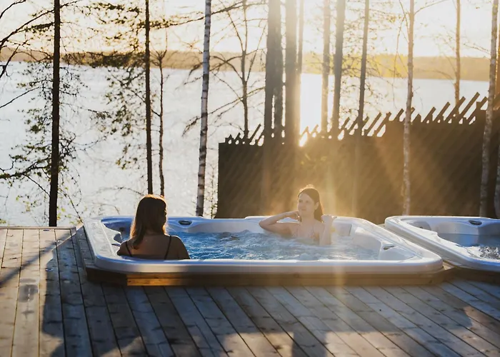 Aito Igloo & فندق