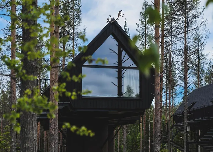 Aito Igloo & Hotel 5*