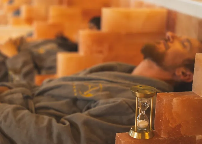 Aito Igloo & فندق 5*