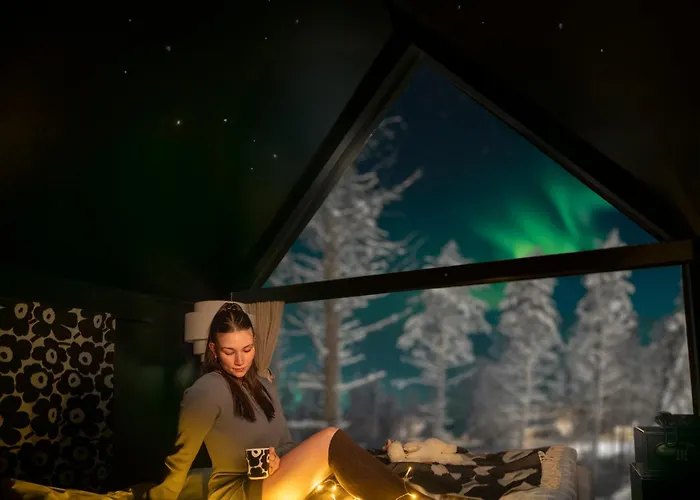 Aito Igloo & فندق